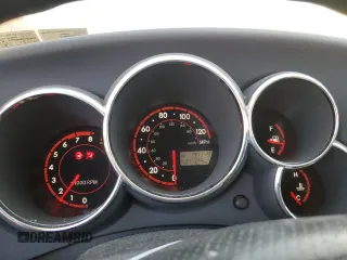 2006 Pontiac Vibe with VIN 5Y2SM65846Z421139, listed as a Copart auction lot 83949294 with 94,949 mi miles and Salvage Title. Bid and sale history available at carsss.com. Image 9.
