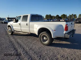 2008 Ford Super Duty F-450 DRW XL with VIN 1FTXW43R18EA65811, listed as a Copart auction lot 76207724 with 181,606 mi miles and Clean Title. Bid and sale history available at carsss.com. Image 2.