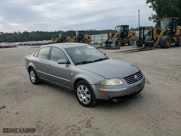 2003 Volkswagen Passat GLX with VIN WVWRH63B63E304098, listed as a Copart auction lot 71213254 with 41,925 mi miles and Salvage Title. Bid and sale history available at carsss.com. Image 13.