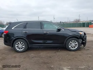 2016 Kia Sorento LX with VIN 5XYPG4A50GG129744, listed as a IAAI auction lot 41711949 with 127,954 mi miles. Bid and sale history available at carsss.com. Image 13.
