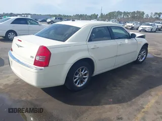 2008 Chrysler 300 Limited with VIN 2C3KA33G98H172006, listed as a IAAI auction lot 41445953 with 183,451 mi miles and . Bid and sale history available at DreamBid. Image 4.