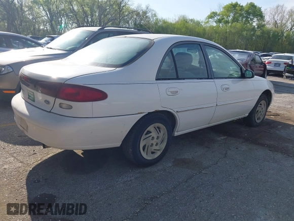 1997 Ford Escort LX with VIN 1FALP13P3VW119288, listed as a IAAI auction lot 42025260 with 189,355 mi miles. Bid and sale history available at carsss.com. Image 4.