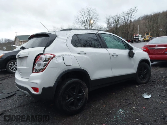 2020 Chevrolet Trax LT with VIN 3GNCJPSB6LL185803, listed as a IAAI auction lot 41915320 with 88,214 mi miles. Bid and sale history available at carsss.com. Image 4.