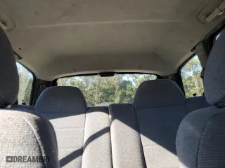 2000 Kia Sportage with VIN KNDJB7237Y5683960, listed as a Copart auction lot 75192944 with 127,615 mi miles and Salvage Title. Bid and sale history available at carsss.com. Image 10.