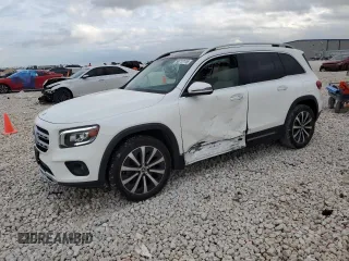 2021 Mercedes-Benz GLB 250 z VIN W1N4M4GB3MW098800, wystawiony jako Copart lot #50717115 z przebiegiem 44 814 mil mil oraz Szkoda całkowita • Salvage title. Historia ofert i sprzedaży dostępna na DreamBid. Obrazek 1.