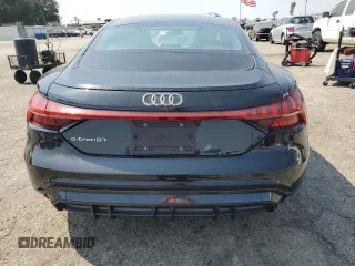 2023 Audi e-tron GT Prestige z VIN WAUDJBFWXP7003055, wystawiony jako Copart lot #71028874 z przebiegiem 7107 mil mil oraz Szkody całkowita. Historia ofert i sprzedaży dostępna na DreamBid. Obrazek 6.