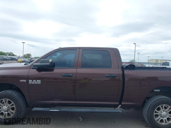 2015 Ram 2500 Tradesman with VIN 3C6TR5CT2FG500792, listed as a IAAI auction lot 42108585 with 113,216 mi miles. Bid and sale history available at carsss.com. Image 6.
