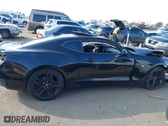 2018 Chevrolet Camaro 1LT z VIN 1G1FB1RS2J0124764, wystawiony jako IAAI lot #41428337 z przebiegiem 80 754 mil mil oraz . Historia ofert i sprzedaży dostępna na DreamBid. Obrazek 13.