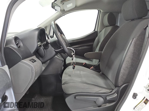 2020 Nissan NV200 SV with VIN 3N6CM0KN1LK700596, listed as a Copart auction lot 62718785 with 150,405 mi miles and Clean title. Bid and sale history available at DreamBid. Image 7.