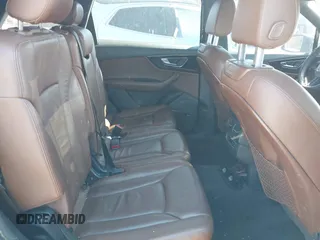 2017 Audi Q7 Premium Plus z VIN WA1LAAF76HD047018, wystawiony jako IAAI lot #41657235 z przebiegiem 159 375 mil mil oraz . Historia ofert i sprzedaży dostępna na DreamBid. Obrazek 8.