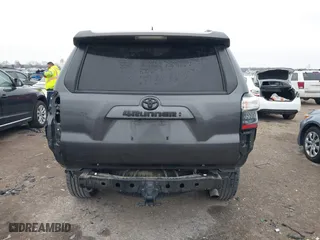 2020 Toyota 4Runner SR5 with VIN JTEBU5JR2L5779671, listed as a IAAI auction lot 41572359 with 87,458 mi miles. Bid and sale history available at carsss.com. Image 16.