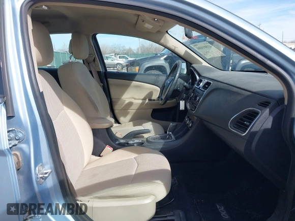 2012 Chrysler 200 Touring with VIN 1C3CCBBG5CN328715, listed as a IAAI auction lot 41801604 with 119,213 mi miles. Bid and sale history available at carsss.com. Image 5.