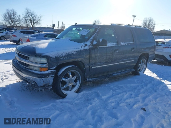 2004 Chevrolet Suburban LS with VIN 3GNEC16Z94G319009, listed as a IAAI auction lot 41531390 with 259,957 mi miles. Bid and sale history available at carsss.com. Image 2.