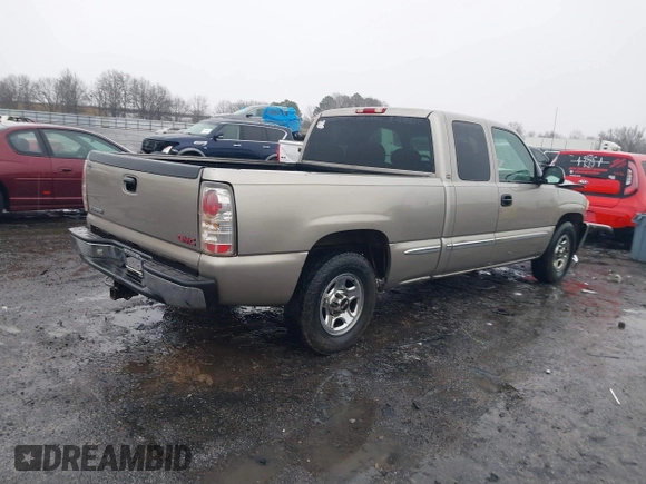 2000 GMC New Sierra 1500 SL with VIN 2GTEC19V9Y1313002, listed as a IAAI auction lot 41440458 with 367,281 mi miles. Bid and sale history available at carsss.com. Image 4.