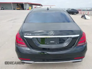 2018 Mercedes-Benz S 560 z VIN WDDUG8DB0JA389005, wystawiony jako IAAI lot #41939490 z przebiegiem 30 611 mil mil oraz . Historia ofert i sprzedaży dostępna na DreamBid. Obrazek 16.