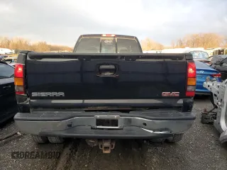 2005 GMC Sierra 3500 DRW Work Trk z VIN 1GTJK33235F863716, wystawiony jako Copart lot #84085004 z przebiegiem 233 369 mil mil oraz Szkoda całkowita • Salvage title. Historia ofert i sprzedaży dostępna na DreamBid. Obrazek 6.