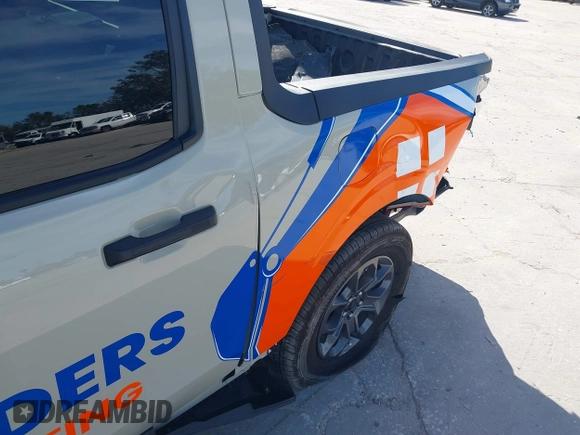 2024 Ford Maverick XLT with VIN 3FTTW8H3XRRB14562, listed as a IAAI auction lot 41235279 with 5,613 mi miles and . Bid and sale history available at DreamBid. Image 21.