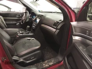 2019 Ford Explorer XLT с VIN 1FM5K8DHXKGA57326, выставлен на аукционе IAAI как лот 41325919 с пробегом 93 294 миль миль и . История ставок и продаж доступна на DreamBid. Изображение 5.