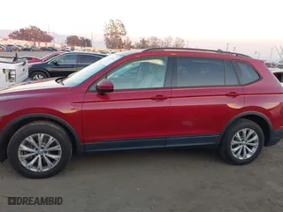 2018 Volkswagen Tiguan S with VIN 3VV1B7AX9JM068218, listed as a IAAI auction lot 41297391 with 41,143 mi miles. Bid and sale history available at carsss.com. Image 14.