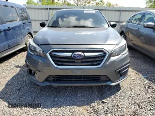 2018 Subaru Legacy z VIN 4S3BNAB63J3006196, wystawiony jako Copart lot #55606825 z przebiegiem 216 227 mil mil oraz Szkoda całkowita • Salvage title. Historia ofert i sprzedaży dostępna na DreamBid. Obrazek 5.