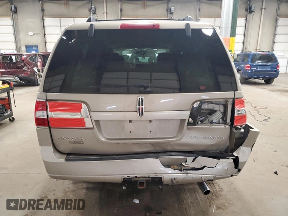 2007 Lincoln Navigator с VIN 5LMFL28557LJ24912, выставлен на аукционе Copart как лот 50890425 с пробегом 145 135 миль миль и Списание • Salvage title. История ставок и продаж доступна на DreamBid. Изображение 6.