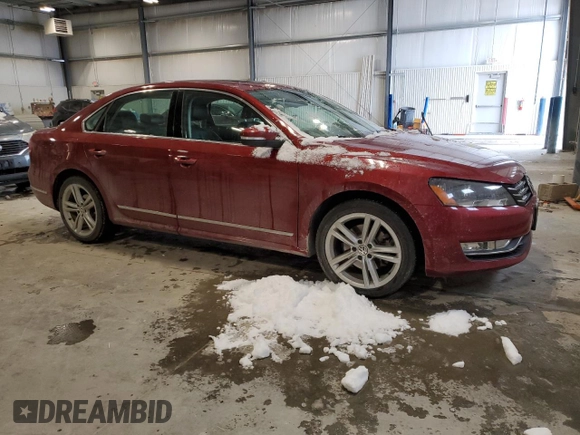 2015 Volkswagen Passat SEL Premium z VIN 1VWCV7A37FC011212, wystawiony jako Copart lot #45244485 z przebiegiem 126 407 mil mil oraz Szkoda całkowita • Salvage title. Historia ofert i sprzedaży dostępna na DreamBid. Obrazek 4.