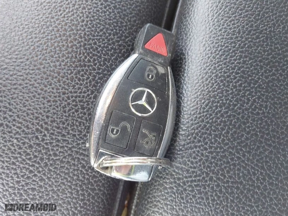 2018 Mercedes-Benz GLA with VIN WDCTG4GB5JJ499522, listed as a IAAI auction lot 41628117 with 131,145 mi miles. Bid and sale history available at carsss.com. Image 11.