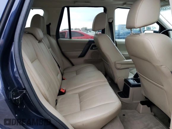 2014 Land Rover LR2 z VIN SALFP2BG7EH383805, wystawiony jako Copart lot #85239384 z przebiegiem 162 989 mil mil oraz Szkoda całkowita • Salvage title. Historia ofert i sprzedaży dostępna na DreamBid. Obrazek 11.