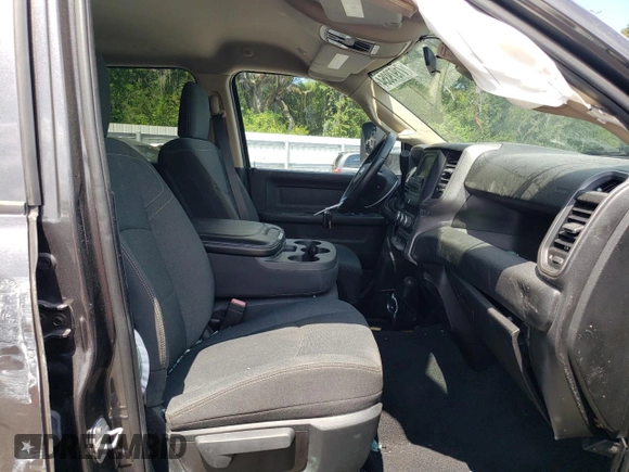 2019 Ram 3500 Tradesman with VIN 3C63RRGL3KG578459, listed as a Copart auction lot 71979354 with 109,907 mi miles and Salvage Title. Bid and sale history available at carsss.com. Image 5.