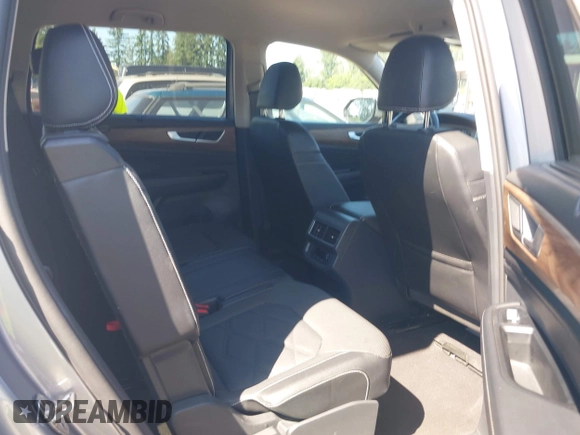 2024 Volkswagen Atlas SE with VIN 1V2HR2CA9RC531636, listed as a IAAI auction lot 42757784 with 40,257 mi miles and . Bid and sale history available at DreamBid. Image 8.