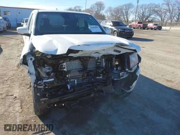 2024 Nissan Frontier SV z VIN 1N6ED1CM4RN651921, wystawiony jako IAAI lot #41684882 z przebiegiem 2 467 mil mil oraz . Historia ofert i sprzedaży dostępna na DreamBid. Obrazek 6.