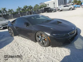 2016 BMW i8 z VIN WBY2Z2C57GV676118, wystawiony jako Copart lot #55245535 z przebiegiem 53 627 mil mil oraz Szkoda całkowita • Salvage title. Historia ofert i sprzedaży dostępna na DreamBid. Obrazek 4.