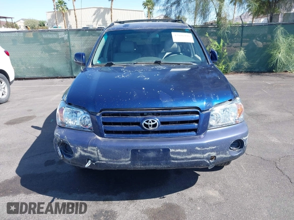 2004 Toyota Highlander with VIN JTEDD21AX40084354, listed as a IAAI auction lot 42016996 with Not provided miles and . Bid and sale history available at DreamBid. Image 6.
