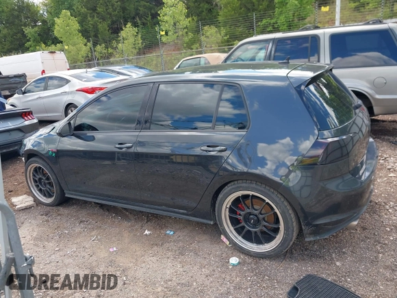 2015 Volkswagen GTI S с VIN 3VW5T7AU8FM024377, выставлен на аукционе IAAI как лот 42193872 с пробегом 58 169 миль миль и . История ставок и продаж доступна на DreamBid. Изображение 14.