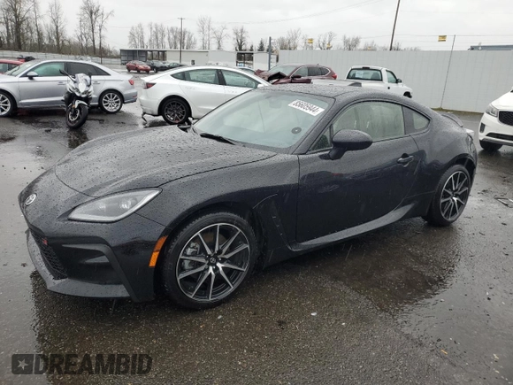 2024 Toyota 86 z VIN JF1ZNBB11R9756851, wystawiony jako Copart lot #85605944 z przebiegiem 3 935 mil mil oraz Szkoda całkowita • Salvage title. Historia ofert i sprzedaży dostępna na DreamBid. Obrazek 1.