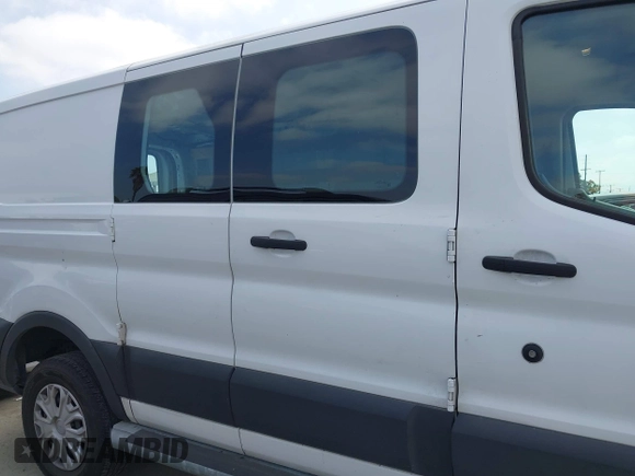 2015 Ford Transit Cargo with VIN 1FTNR1ZM6FKA34917, listed as a IAAI auction lot 42355969 with 89,500 mi miles and . Bid and sale history available at DreamBid. Image 8.