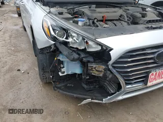2018 Hyundai Sonata SE with VIN 5NPE24AF8JH682138, listed as a IAAI auction lot 42024533 with 69,462 mi miles and . Bid and sale history available at carsss.com. Image 6.