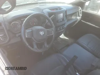 2023 Ram 2500 Tradesman z VIN 3C6UR5CL7PG565787, wystawiony jako Copart lot #47864515 z przebiegiem 53 313 mil mil oraz Czysty tytuł • Clean title. Historia ofert i sprzedaży dostępna na DreamBid. Obrazek 8.