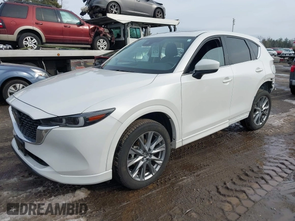 2024 Mazda CX-5 2.5 S Premium Package with VIN JM3KFBDL1R0432804, listed as a IAAI auction lot 41610696 with 20,484 mi miles. Bid and sale history available at carsss.com. Image 2.
