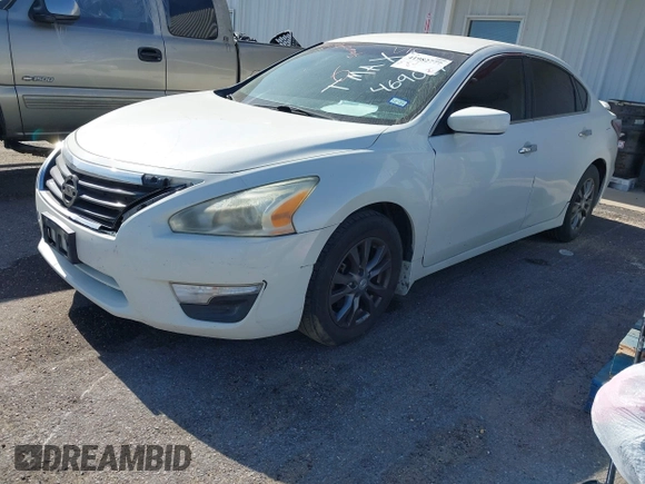 2015 Nissan Altima 2.5 z VIN 1N4AL3AP4FC469081, wystawiony jako IAAI lot #41982777 z przebiegiem 208 731 mil mil oraz . Historia ofert i sprzedaży dostępna na DreamBid. Obrazek 2.