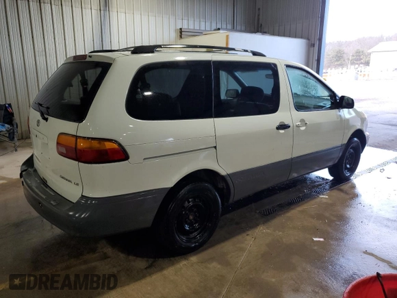1999 Toyota Sienna LE with VIN 4T3ZF13C0XU110912, listed as a Copart auction lot 46736085 with 216,488 mi miles and Salvage Title. Bid and sale history available at carsss.com. Image 3.