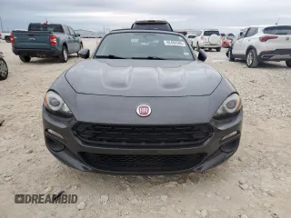2017 FIAT 124 Spider Elaborazione Abarth z VIN JC1NFAEK4H0127606, wystawiony jako Copart lot #88480585 z przebiegiem 43 786 mil mil oraz Szkoda całkowita • Salvage title. Historia ofert i sprzedaży dostępna na DreamBid. Obrazek 5.