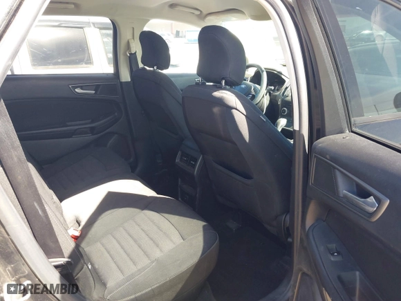 2015 Ford Edge SE with VIN 2FMTK3G80FBC33240, listed as a IAAI auction lot 41799359 with 221,359 mi miles. Bid and sale history available at carsss.com. Image 8.