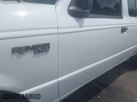 1996 Ford Ranger XL z VIN 1FTCR14A2TPB29154, wystawiony jako IAAI lot #42065099 z przebiegiem 250 809 mil mil oraz . Historia ofert i sprzedaży dostępna na DreamBid. Obrazek 20.