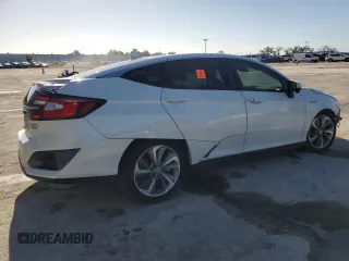 2018 Honda Clarity Plug-In Hybrid Touring with VIN JHMZC5F37JC013503, listed as a Copart auction lot 75335904 with 71,542 mi miles and Non Repairable. Bid and sale history available at carsss.com. Image 3.