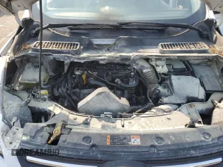 2014 Ford Escape SE z VIN 1FMCU9GX5EUC60849, wystawiony jako Copart lot #60498575 z przebiegiem Nie podano mil oraz Szkoda całkowita • Salvage title. Historia ofert i sprzedaży dostępna na DreamBid. Obrazek 12.