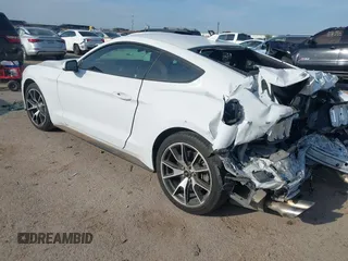 2021 Ford Mustang EcoBoost z VIN 1FA6P8TD5M5133239, wystawiony jako IAAI lot #41899042 z przebiegiem 65 553 mil mil oraz . Historia ofert i sprzedaży dostępna na DreamBid. Obrazek 3.