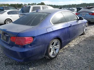 2008 BMW 3 Series 328i with VIN WBAWB33568P131818, listed as a IAAI auction lot 41661409 with 225,128 mi miles. Bid and sale history available at carsss.com. Image 4.
