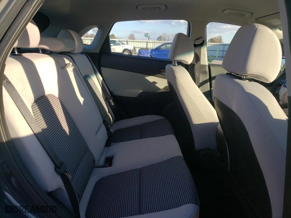2023 Hyundai Kona SE with VIN KM8K22AB7PU009520, listed as a Copart auction lot 83563934 with 28,561 mi miles and Salvage Title. Bid and sale history available at carsss.com. Image 11.