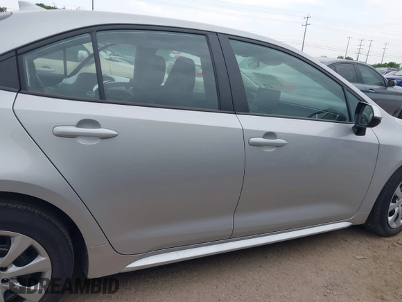 2023 Toyota Corolla LE z VIN 5YFB4MDE4PP006958, wystawiony jako IAAI lot #42119364 z przebiegiem 31 914 mil mil oraz . Historia ofert i sprzedaży dostępna na DreamBid. Obrazek 14.